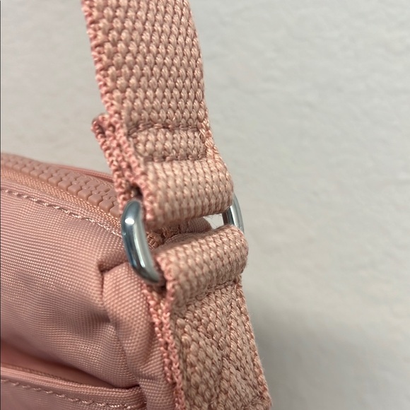 Kipling Pink Crossbody Bag The Iconic Bag Charm “Bella The Gorilla” 🦍 - Picture 9 of 15